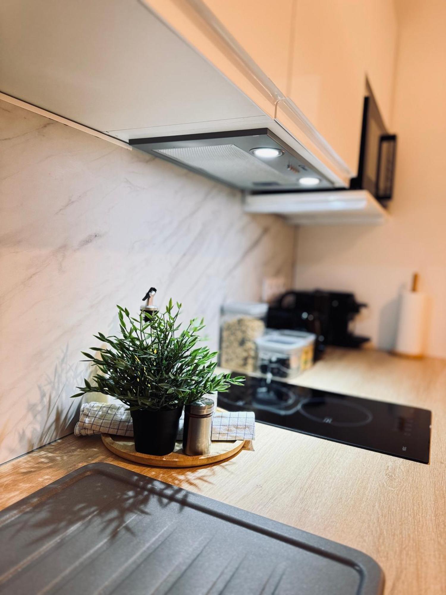 Sunshine Getaway - Stylish Studio In The Heart Of Nice Exterior foto